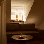 Merlini W Sercu Starego Miasta, Grodzka 19 Aparthotel 3*