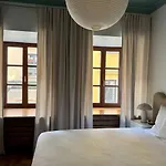 Merlini W Sercu Starego Miasta, Grodzka 19 Lejlighedshotel