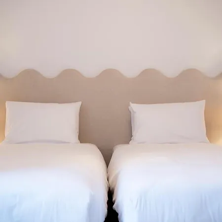 Merlini W Sercu Starego Miasta, Grodzka 19