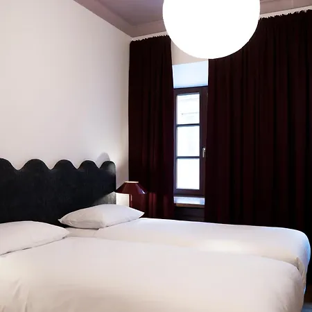 Merlini W Sercu Starego Miasta, Grodzka 19 Lublino