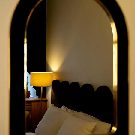 Merlini W Sercu Starego Miasta, Grodzka 19