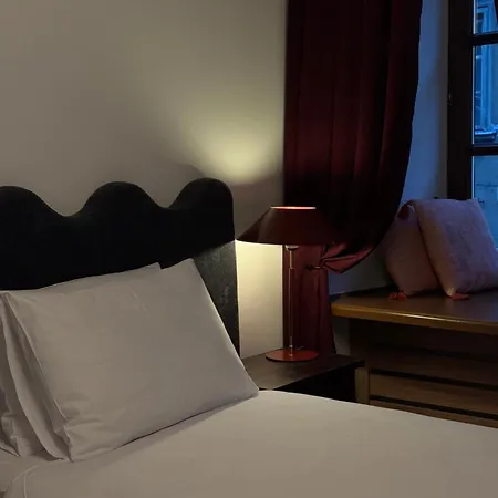 Merlini W Sercu Starego Miasta, Grodzka 19 3*