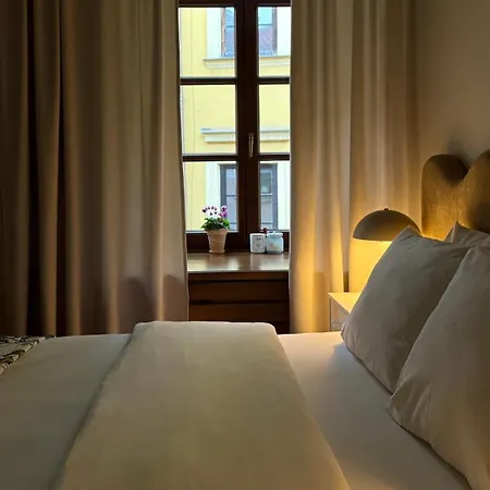 Aparthotel Merlini W Sercu Starego Miasta, Grodzka 19