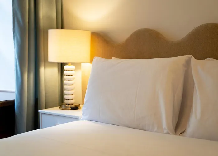 Merlini W Sercu Starego Miasta, Grodzka 19 Aparthotel 3*