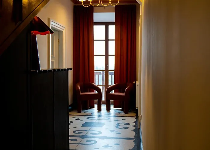 Merlini W Sercu Starego Miasta, Grodzka 19