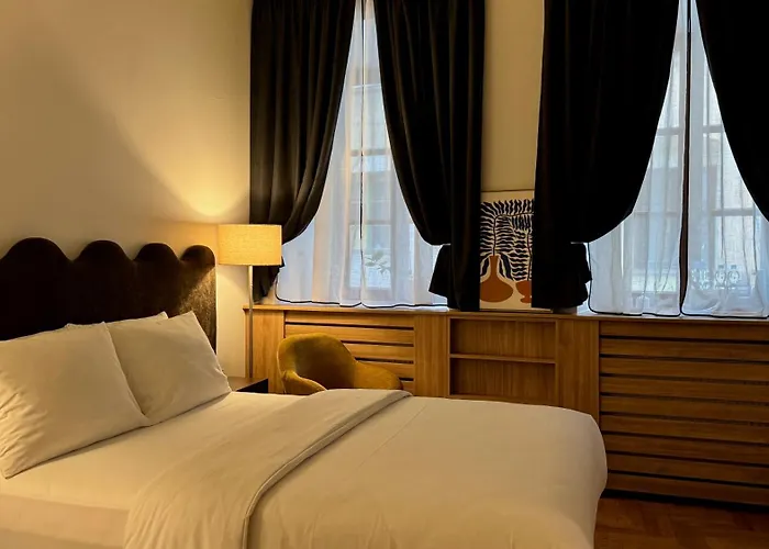 Merlini W Sercu Starego Miasta, Grodzka 19 Aparthotel 3*